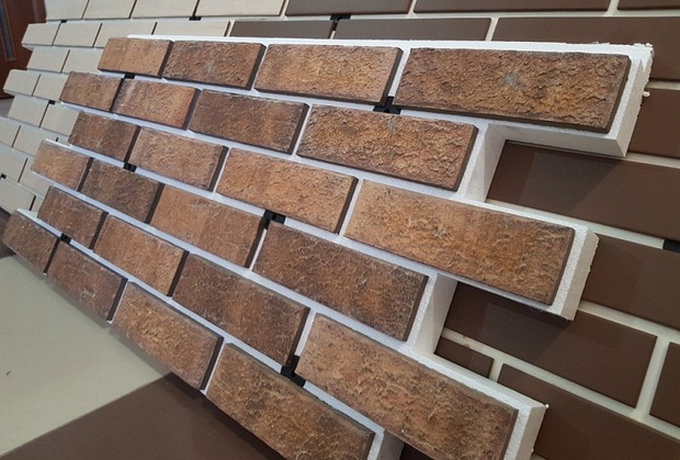 Пример термопанелей ППС с фасадной клинкерной плиткой