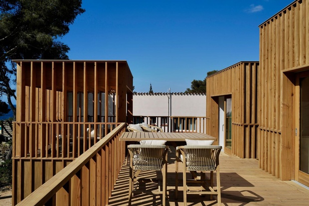 Открытая терраса на втором этаже