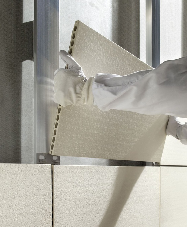 Монтаж фасадных керамических панелей на металлическую подсистему