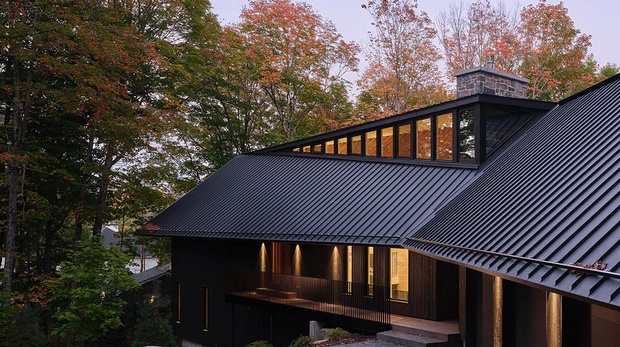 Семейный коттедж на берегу озера в Канаде