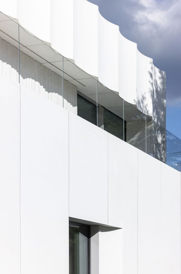 Дом получился очень скульптурным и пластичным