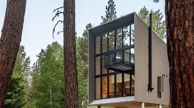 Лесной дом над рекой от Wittman Estes